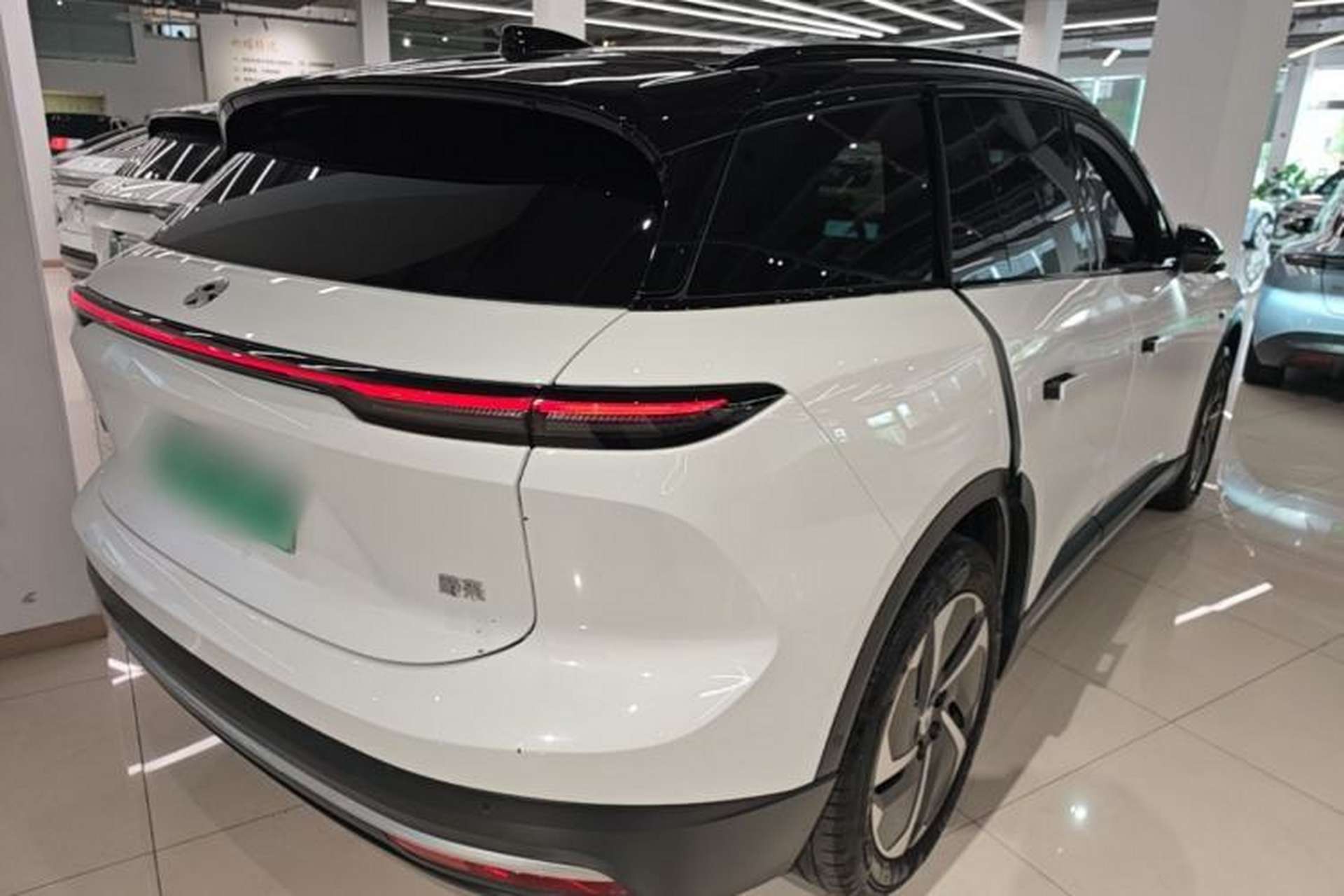 Used Nio ES6 2024 75 kWh Rear Right 45 Deg