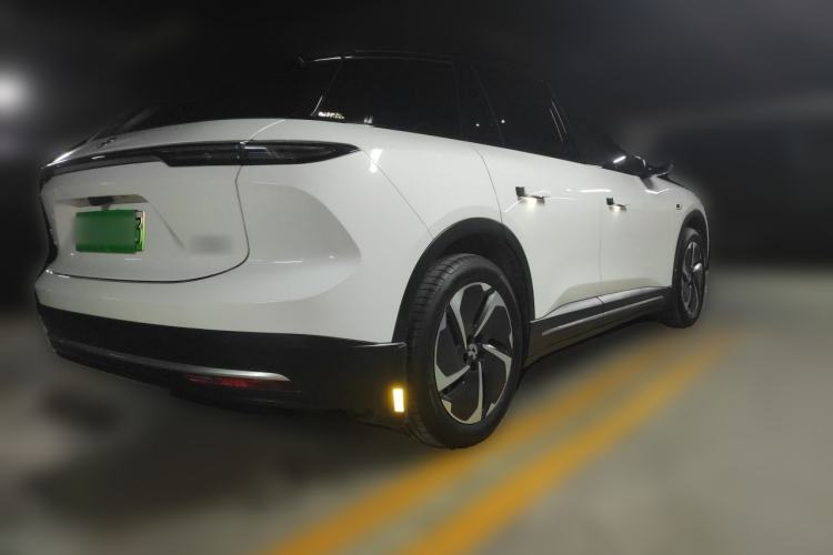 Used Nio ES6 2024 75 kWh Rear Right 45 Deg