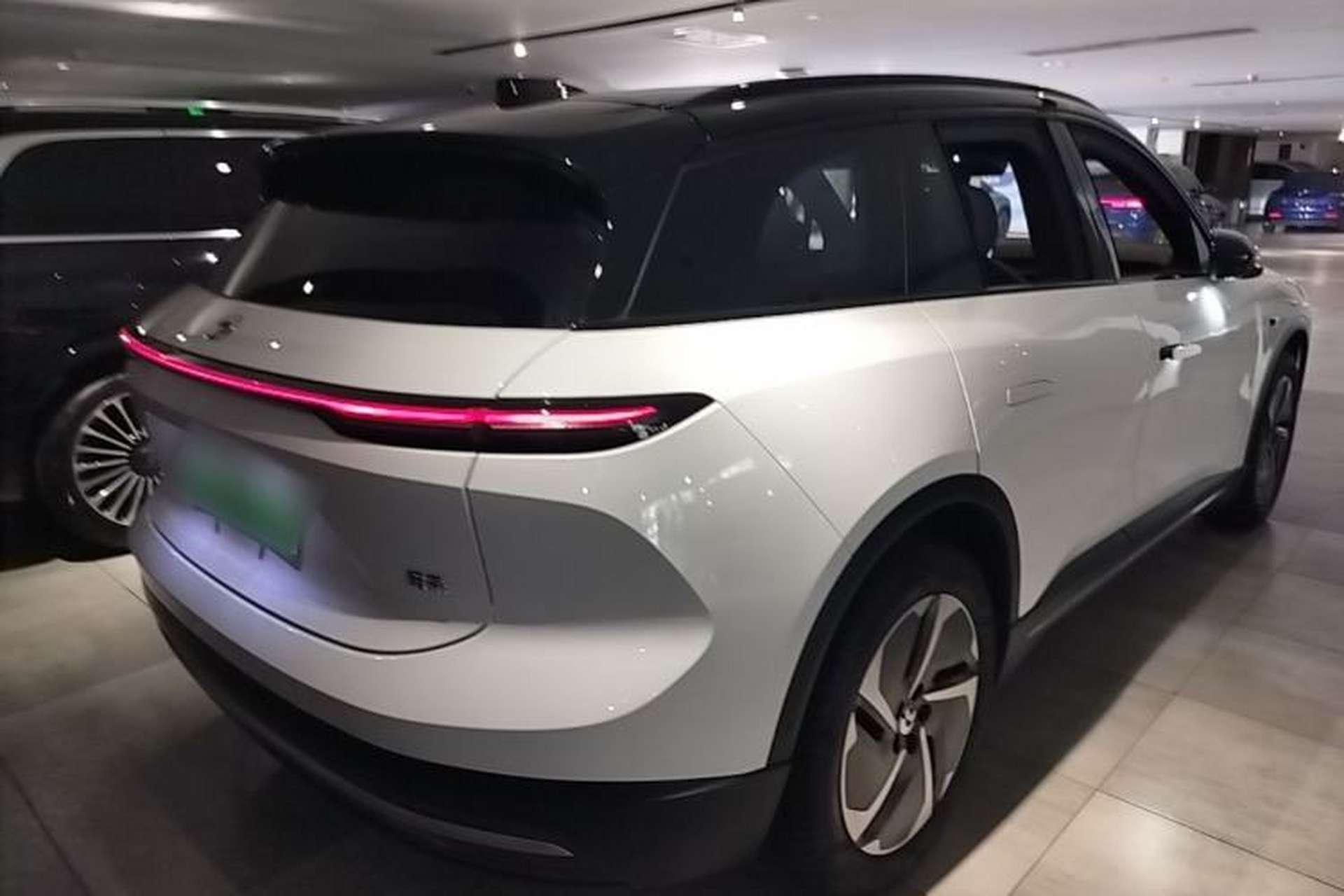 Used Nio ES6 2024 75 kWh Rear Right 45 Deg