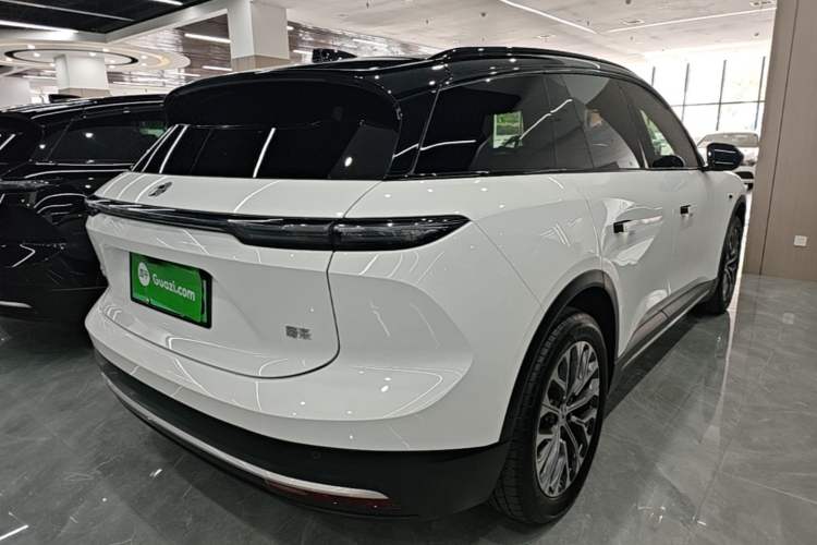 Used Nio ES6 2024 75 kWh Rear Right 45 Deg