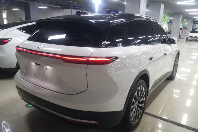 Used Nio ES6 2024 75 kWh Rear Right 45 Deg