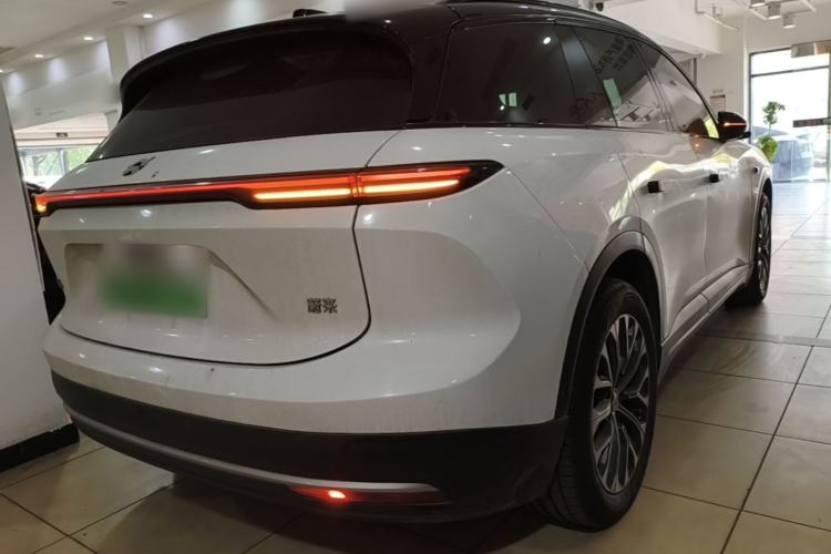 Used Nio ES6 2024 75 kWh Rear Right 45 Deg