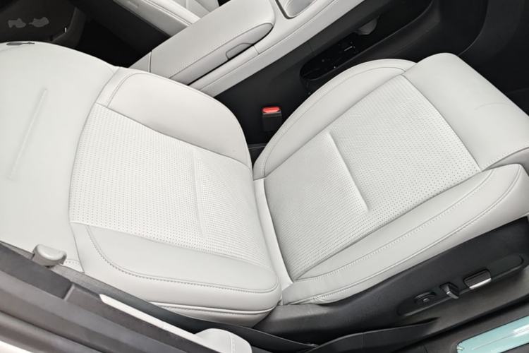 Used Nio ES6 2024 100kWh Right Front Seat