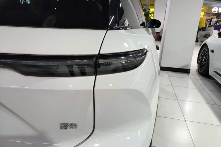 Used Nio ES6 2024 75 kWh Right Rear Taillight