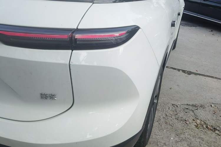 Used Nio ES6 2024 75 kWh Right Rear Taillight