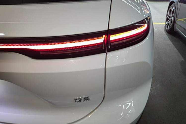 Used Nio ES6 2024 100kWh Right Rear Taillight
