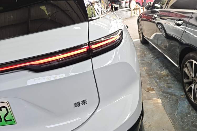 Used Nio ES6 2024 75 kWh Right Rear Taillight