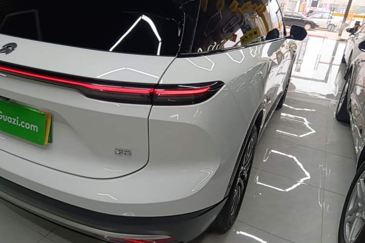 Used Nio ES6 2024 75 kWh Right Rear Taillight