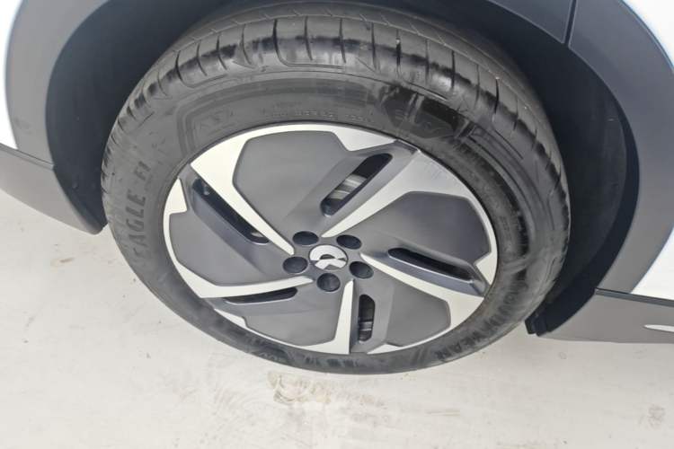 Used Nio ES6 2024 75 kWh Right Rear Wheel Hub
