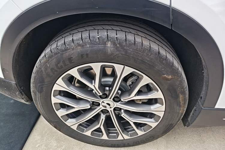 Used Nio ES6 2024 75 kWh Right Rear Wheel Hub