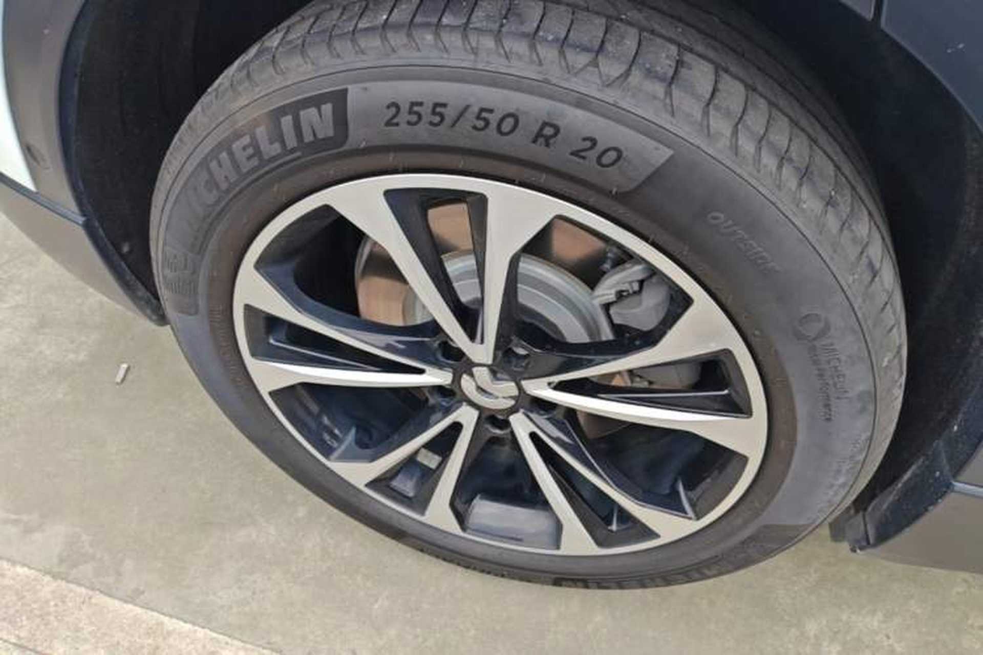 Used Nio ES6 2024 75 kWh Right Rear Wheel Hub