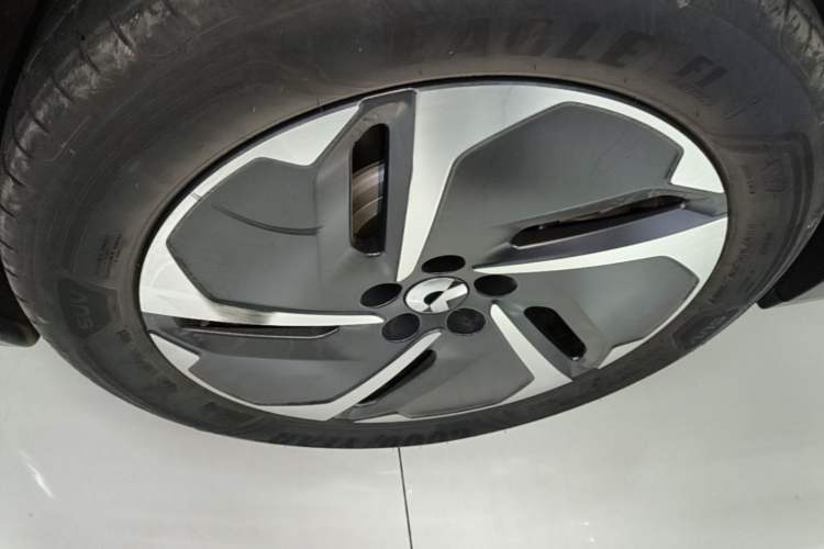 Used Nio ES6 2024 100kWh Right Rear Wheel Hub