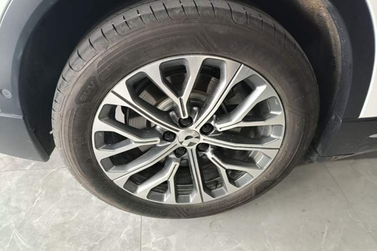 Used Nio ES6 2024 75 kWh Right Rear Wheel Hub