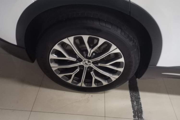 Used Nio ES6 2024 75 kWh Right Rear Wheel Hub