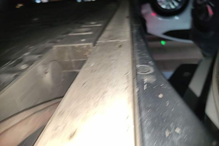 Used Nio ES6 2024 100kWh Right Side Sill