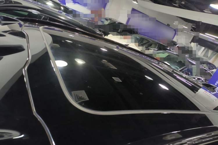 Used Nio ES6 2024 75 kWh Roof