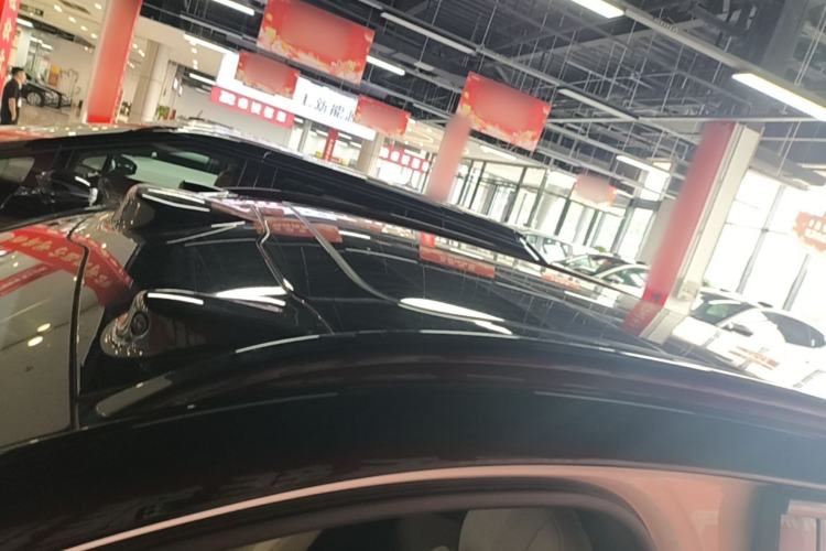 Used Nio ES6 2024 75 kWh Roof