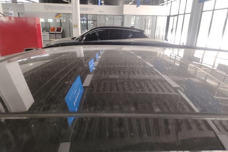 Used Nio ES6 2024 75 kWh Roof
