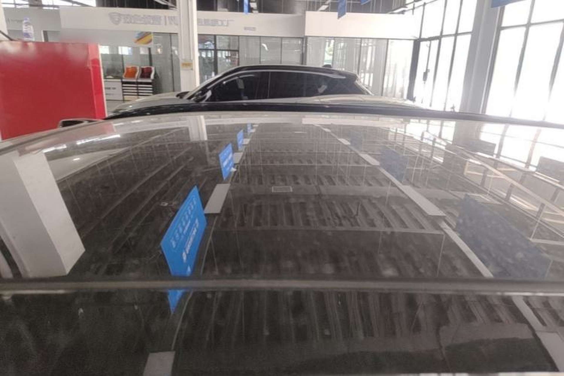 Used Nio ES6 2024 75 kWh Roof
