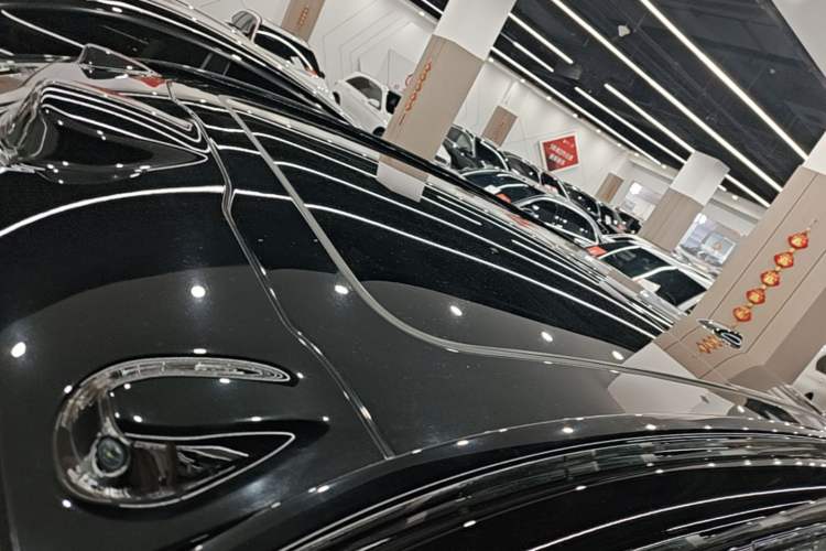 Used Nio ES6 2024 75 kWh Roof