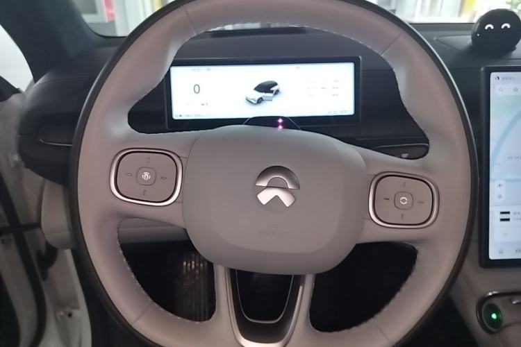 Used Nio ES6 2024 75 kWh Steering Wheel