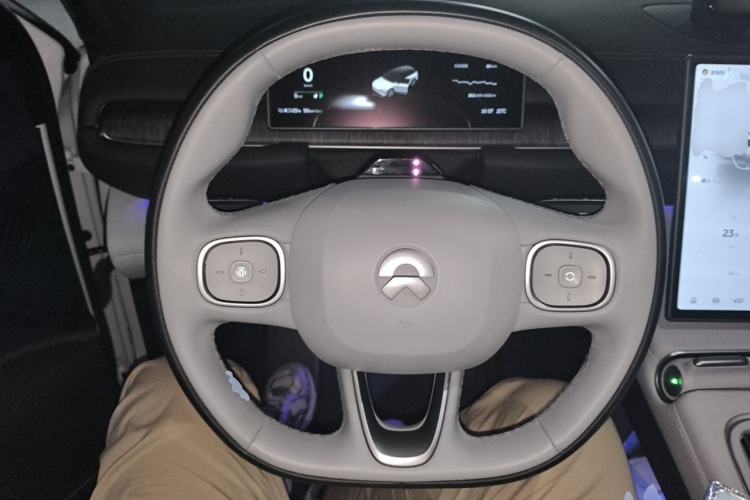 Used Nio ES6 2024 75 kWh Steering Wheel