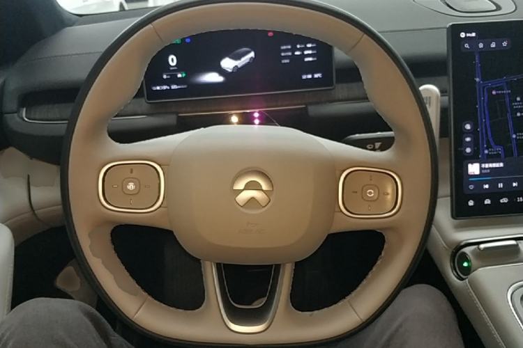 Used Nio ES6 2024 75 kWh Steering Wheel