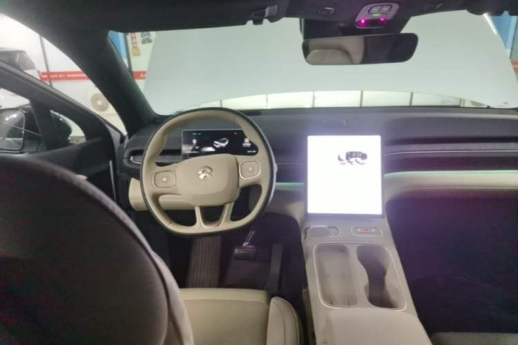Used Nio ES6 2024 75 kWh Steering Wheel
