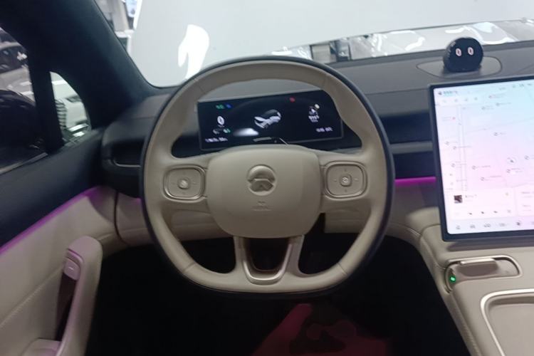 Used Nio ES6 2024 75 kWh Steering Wheel