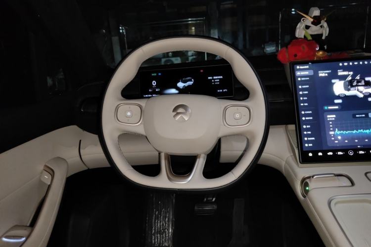 Used Nio ES6 2024 75 kWh Steering Wheel
