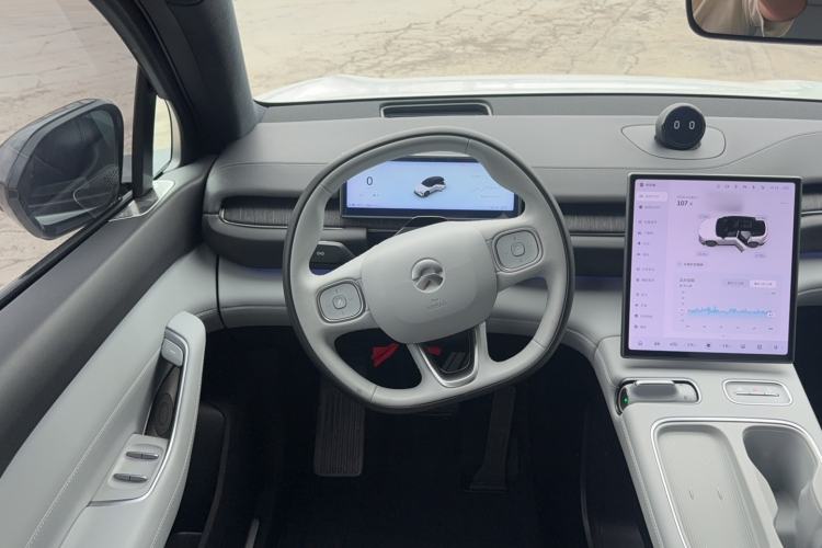 Used Nio ES6 2024 75 kWh Steering Wheel