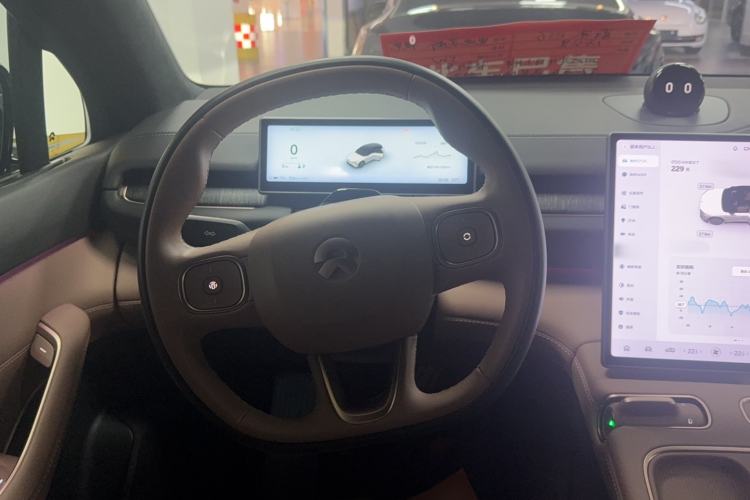 Used Nio ES6 2024 75 kWh Steering Wheel