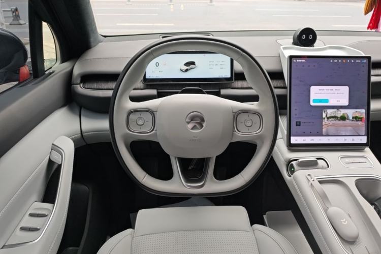 Used Nio ES6 2024 75 kWh Steering Wheel