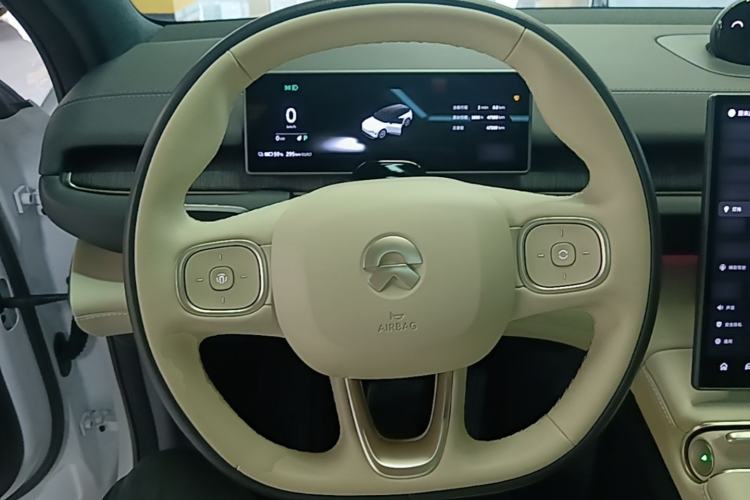 Used Nio ES6 2024 75 kWh Steering Wheel