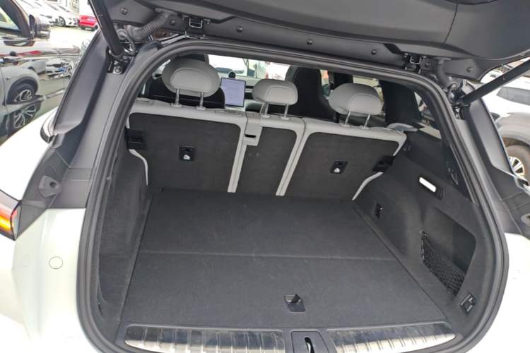 Used Nio ES6 2024 75 kWh Trunk