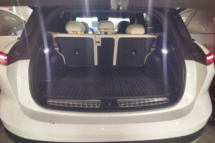 Used Nio ES6 2024 75 kWh Trunk