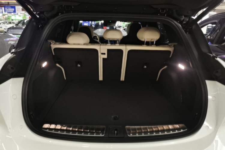 Used Nio ES6 2024 75 kWh Trunk
