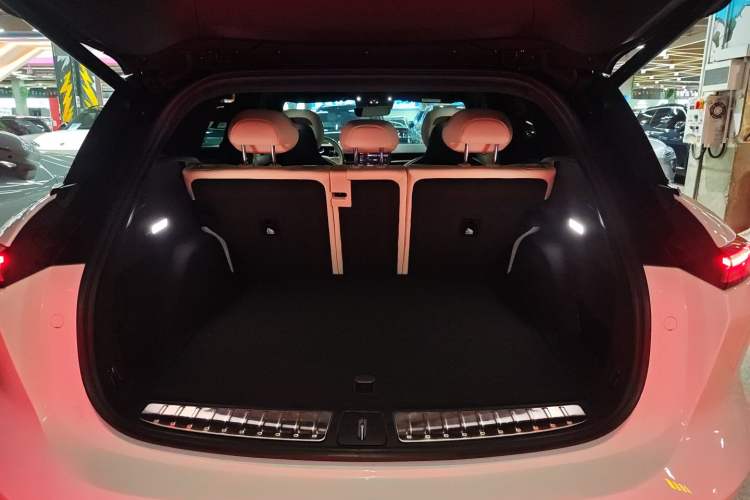 Used Nio ES6 2024 75 kWh Trunk