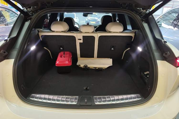 Used Nio ES6 2024 75 kWh Trunk
