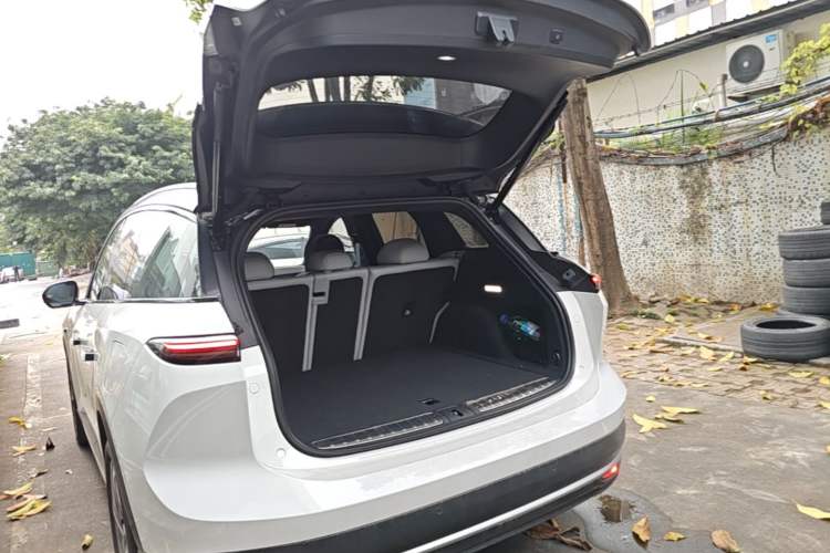 Used Nio ES6 2024 100kWh Trunk