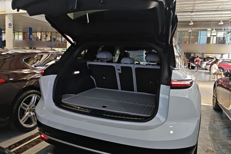 Used Nio ES6 2024 75 kWh Trunk