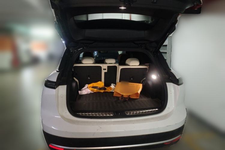 Used Nio ES6 2024 75 kWh Trunk