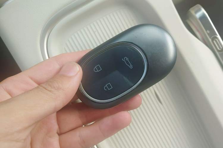 Used Nio ES6 2024 75 kWh Vehicle Key