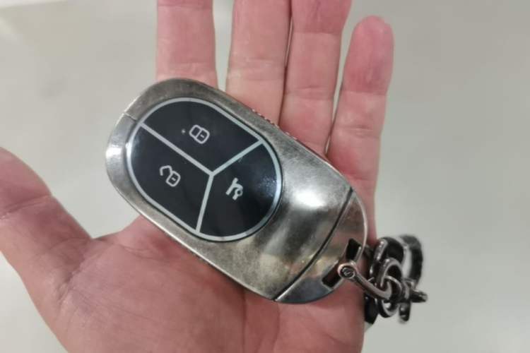Used Nio ES6 2024 75 kWh Vehicle Key