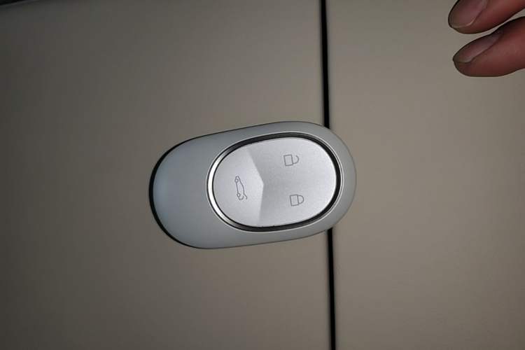 Used Nio ES6 2024 75 kWh Vehicle Key