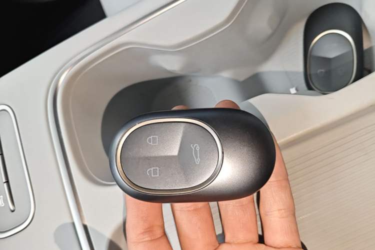 Used Nio ES6 2024 100kWh Vehicle Key
