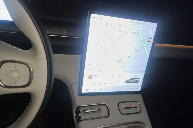 Used Nio ES6 2024 75 kWh Audio And AC Panel