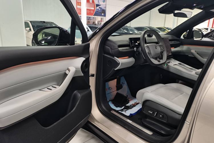 Used Nio ES6 2024 75 kWh Driver Seat