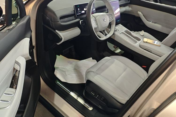 Used Nio ES6 2024 75 kWh Driver Seat