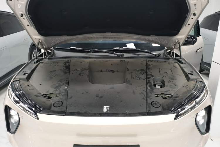 Used Nio ES6 2024 75 kWh Engine Bay